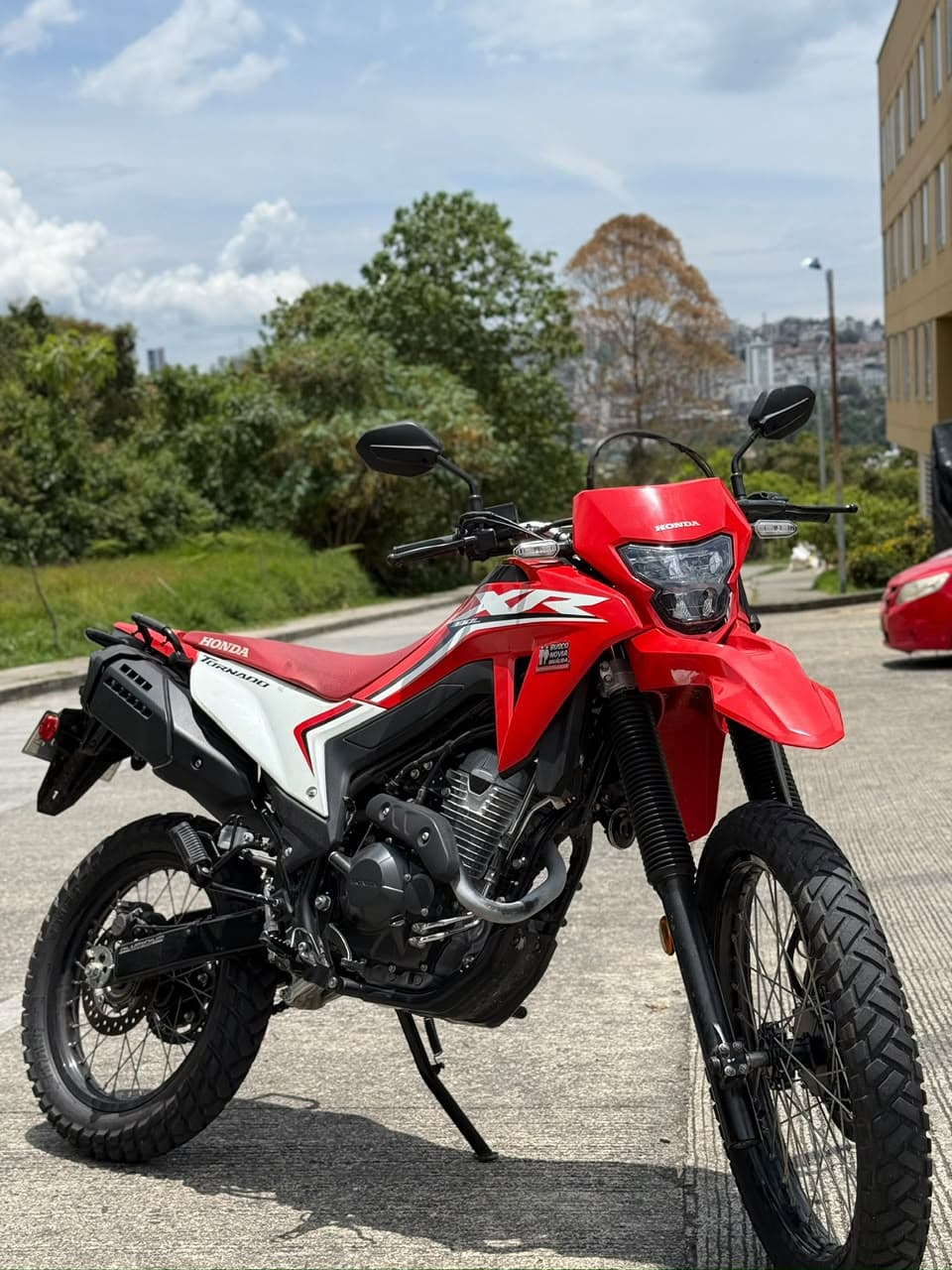 HONDA XR 300